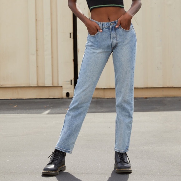 Brandy Melville Denim - J Galt Brandy Melville Molly Mom Jean Size Large